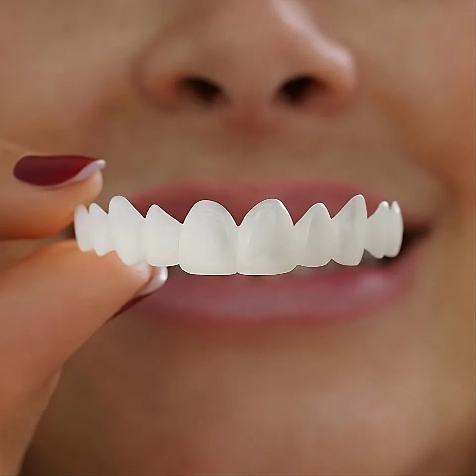 Veenora clip-on veneers for a natural-looking smile, perfect dental solution and cosmetic teeth enhancement.